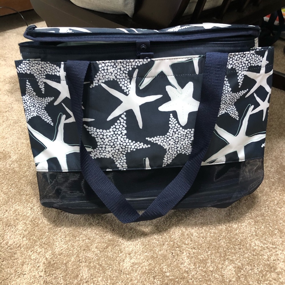 Brand new 31 beach bag
